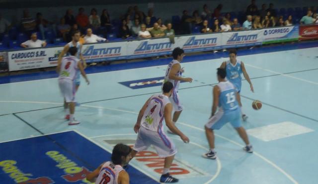 Triunfaron Echag�e y Alianza