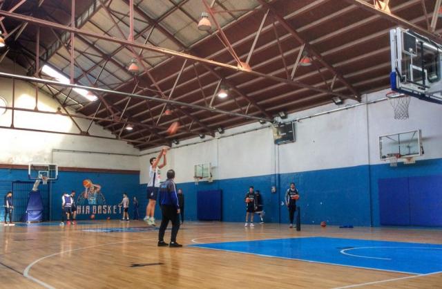 Bah�a con primera a fondo