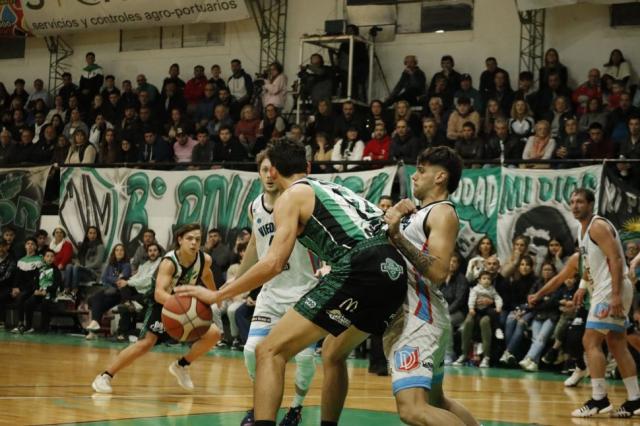 Uno por goleada, otro en el final