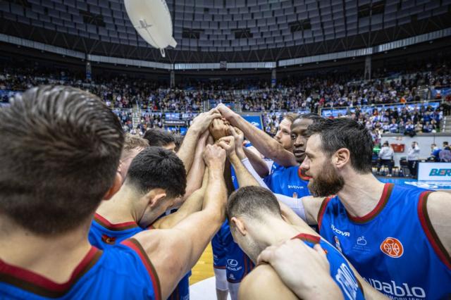 Primera FEB: Perdi Estudiantes, Obradoiro sigue imparable