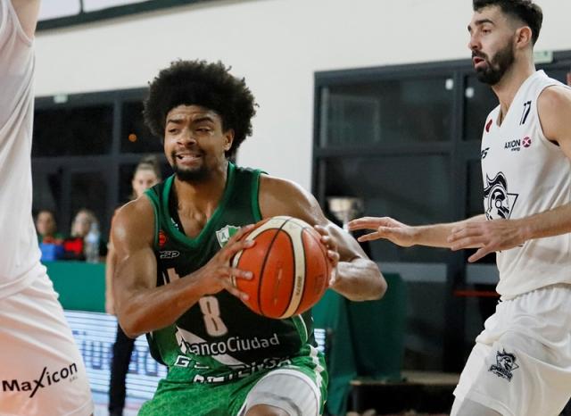 Atenas decidi� mandar a los extranjeros a sus casas