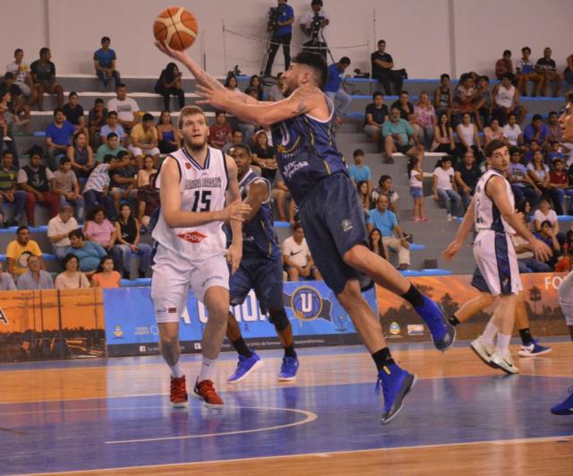 Konsztadt el s�per h�roe