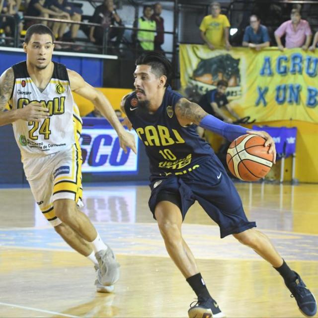 Golpe de doble impacto